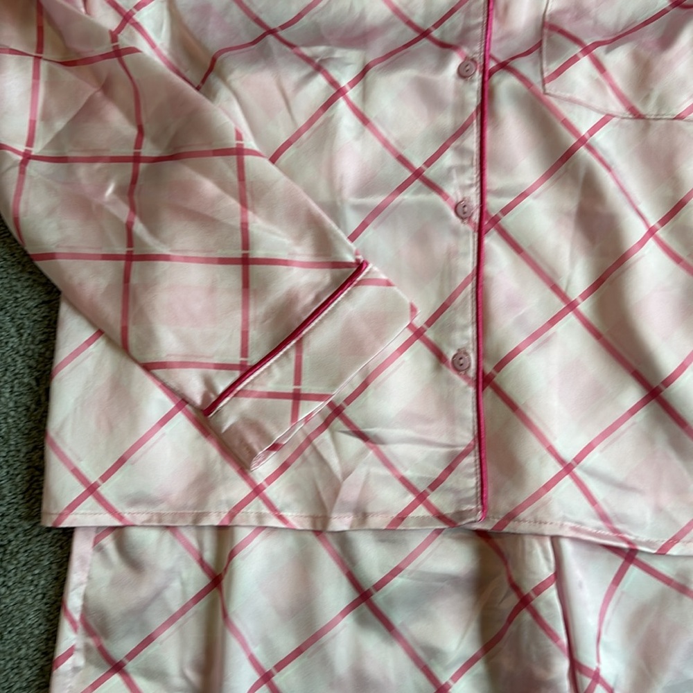 Pink pajama set - Picture 3 of 4